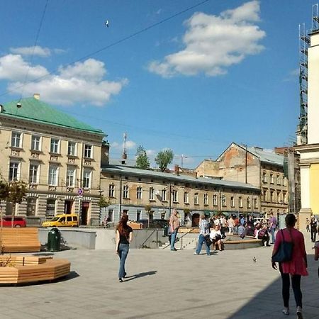 Smart Apartment On Filatova Lviv Exteriör bild